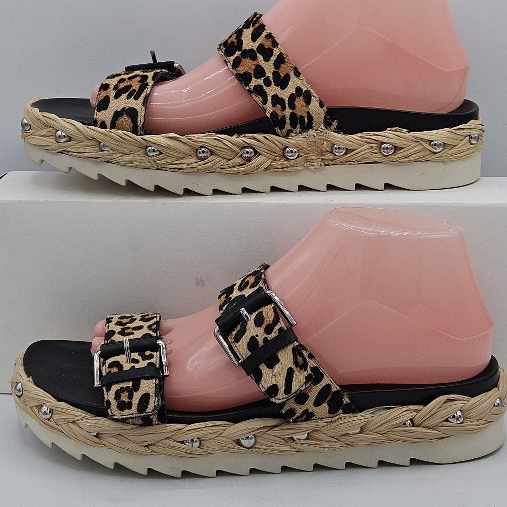 Donald Pliner Larabee Leopard printed calf hair size 3.5
